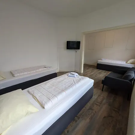 Zentrale - Optimal Für Kurz- Oder Langzeitaufenthalte Neumünster