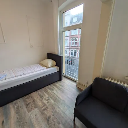 Zentrale - Optimal Fuer Kurz- Oder Langzeitaufenthalte Apartamento Neumünster
