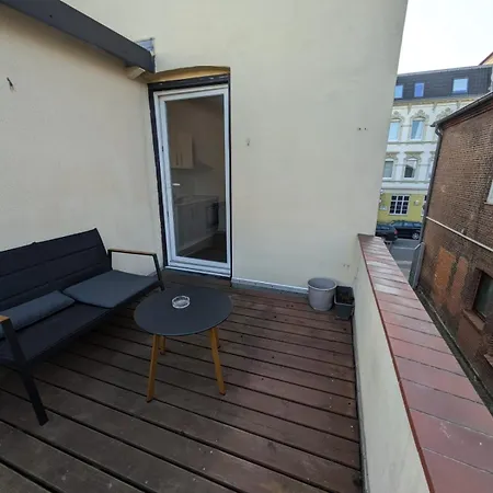 Zentrale - Optimal Fuer Kurz- Oder Langzeitaufenthalte * Neumuenster