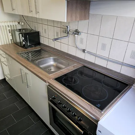 Zentrale - Optimal Fuer Kurz- Oder Langzeitaufenthalte Neumuenster
