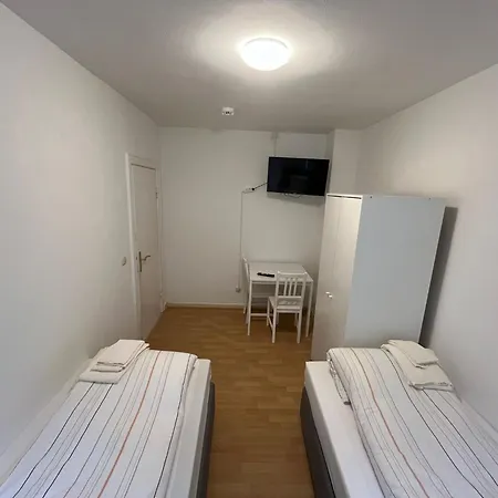 Apartment Zentrale - Optimal Fuer Kurz- Oder Langzeitaufenthalte Neumuenster